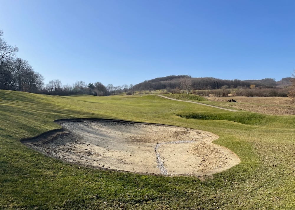 liner for bunkers