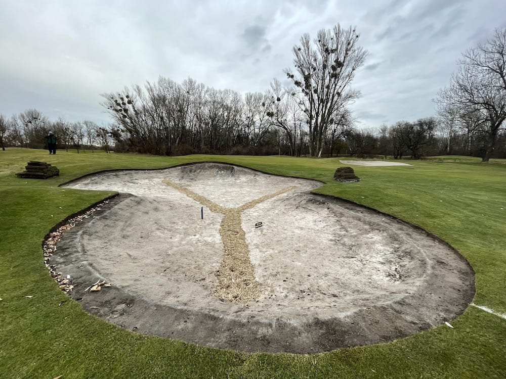 liner for bunkers